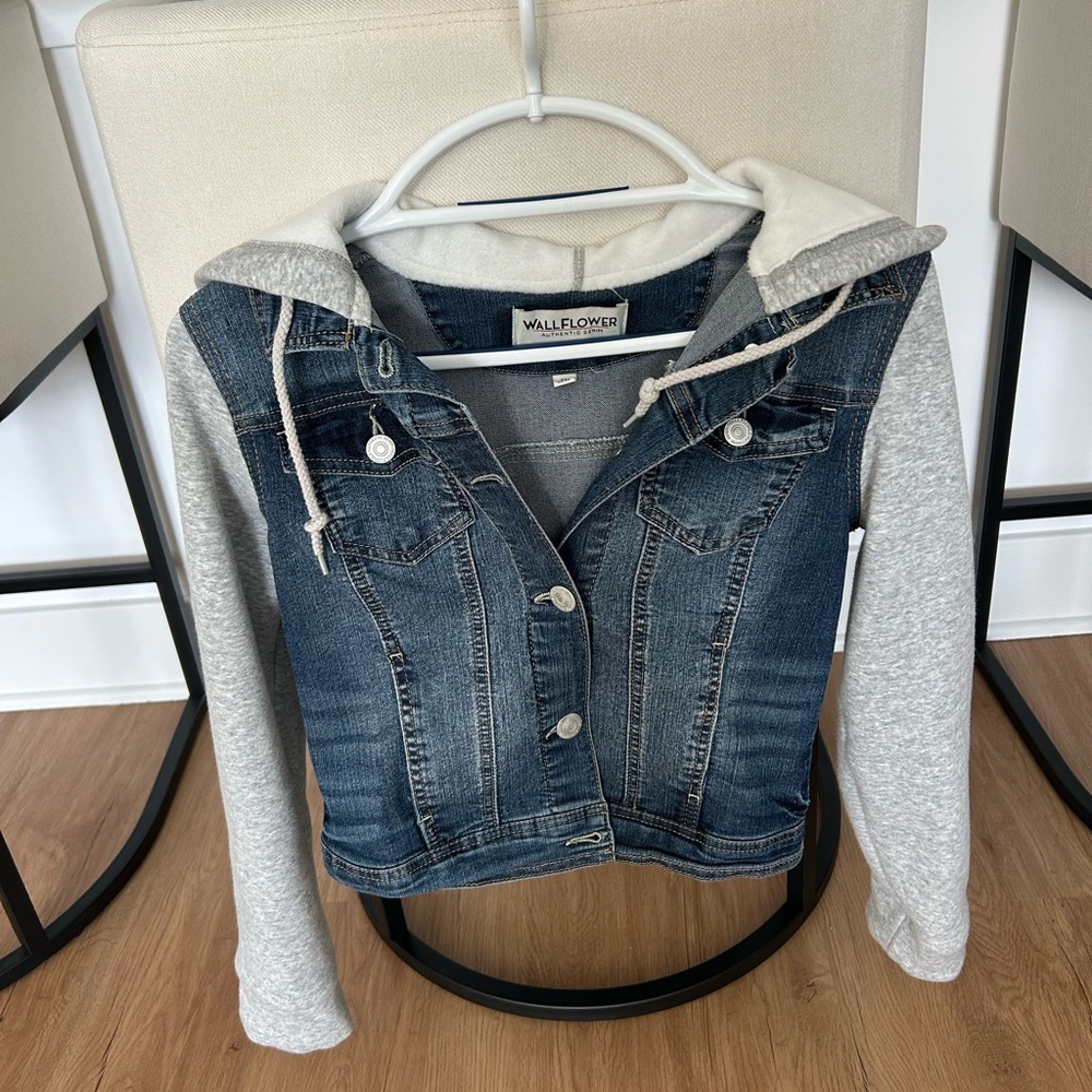 Wallflower Denim jacket size medium